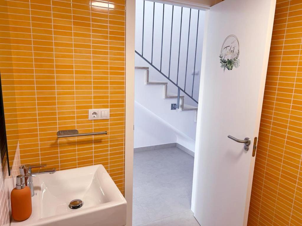 אוליבה Apartamento Paz Con Terraza Y Vistas Al Mar מראה חיצוני תמונה
